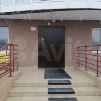 Продается 1-комнатная квартира, 32 м²