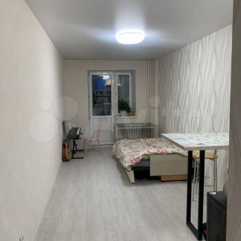 Продается 1-комнатная квартира, 32 м²