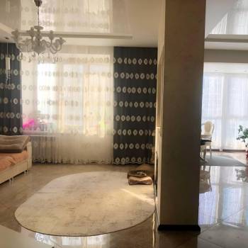 Продается 2-х комнатная квартира, 78 м²