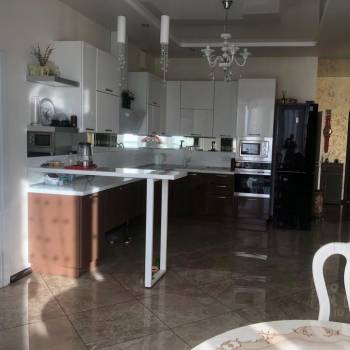 Продается 2-х комнатная квартира, 78 м²