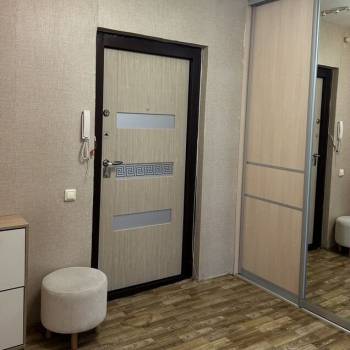 Сдается 1-комнатная квартира, 46 м²