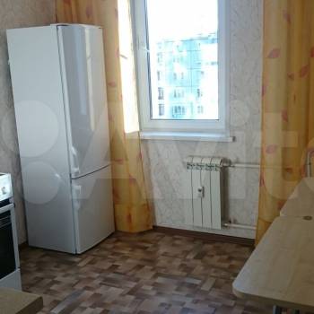 Сдается 1-комнатная квартира, 44 м²