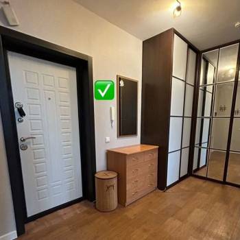 Сдается 1-комнатная квартира, 42 м²