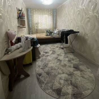 Сдается 2-х комнатная квартира, 403 м²