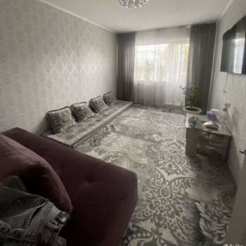 Сдается 2-х комнатная квартира, 403 м²