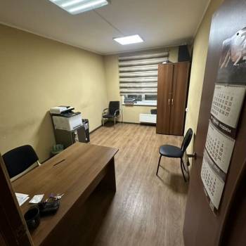 Продается Нежилое помещение, 90 м²