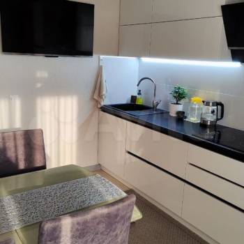 Продается 1-комнатная квартира, 39,6 м²