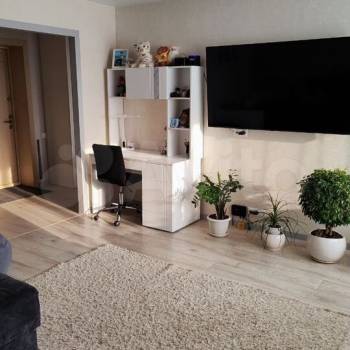 Продается 1-комнатная квартира, 39,6 м²