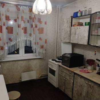 Продается 1-комнатная квартира, 32 м²