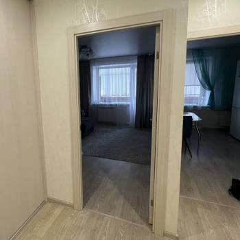 Продается 1-комнатная квартира, 39 м²