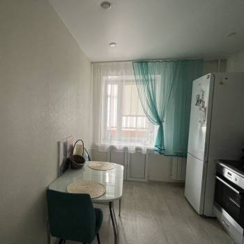 Продается 1-комнатная квартира, 39 м²