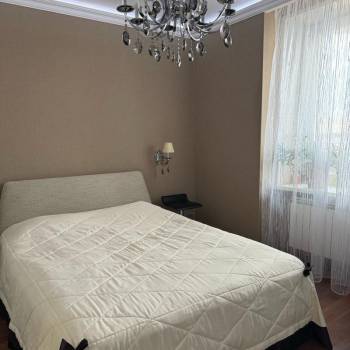 Продается 3-х комнатная квартира, 106 м²