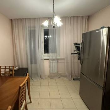 Сдается 2-х комнатная квартира, 70 м²