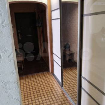 Продается Многокомнатная квартира, 82 м²