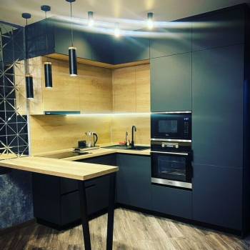 Продается Многокомнатная квартира, 90 м²