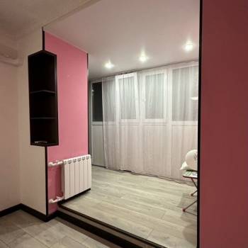 Сдается 1-комнатная квартира, 42 м²