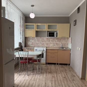 Сдается 1-комнатная квартира, 44,2 м²