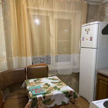 Сдается 1-комнатная квартира, 32 м²