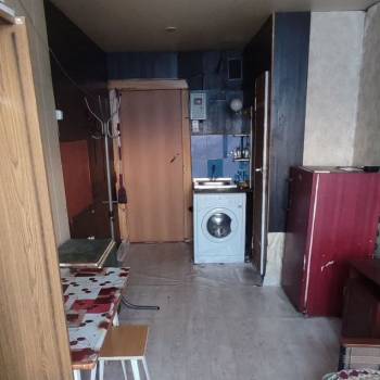 Продается 1-комнатная квартира, 13,3 м²