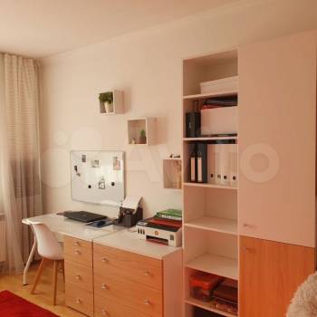 Продается Многокомнатная квартира, 82,6 м²