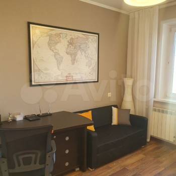 Продается Многокомнатная квартира, 82,6 м²