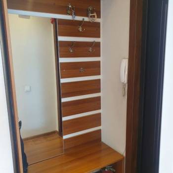 Продается Многокомнатная квартира, 82,6 м²