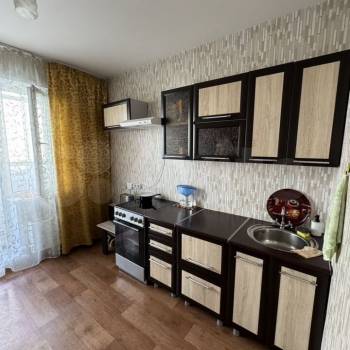Продается 1-комнатная квартира, 40,4 м²