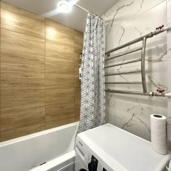Продается 1-комнатная квартира, 41 м²
