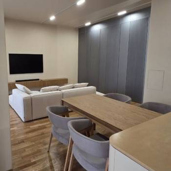 Продается 2-х комнатная квартира, 70 м²