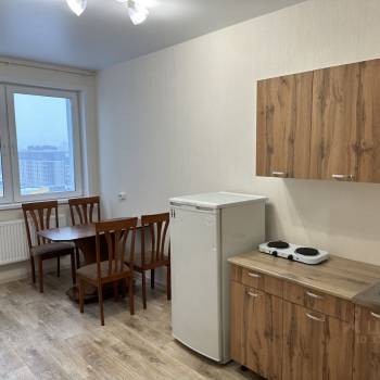 Продается 1-комнатная квартира, 37,4 м²