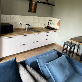 Продается 1-комнатная квартира, 37 м²