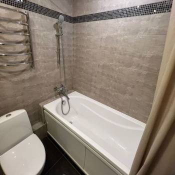 Продается 1-комнатная квартира, 35 м²