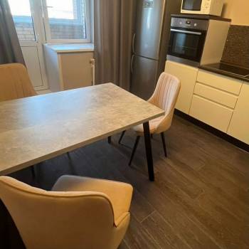 Продается 1-комнатная квартира, 35 м²