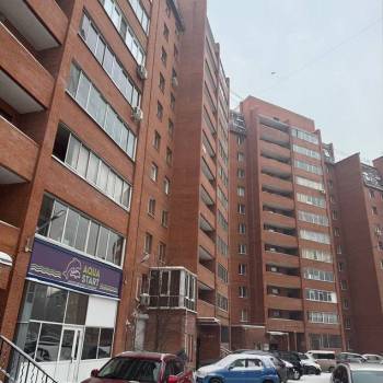 Продается 1-комнатная квартира, 42 м²