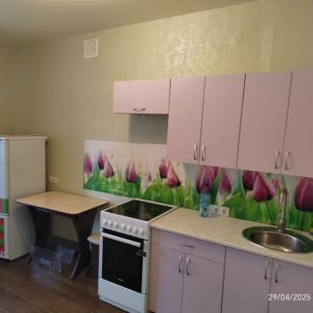 Сдается 1-комнатная квартира, 43 м²