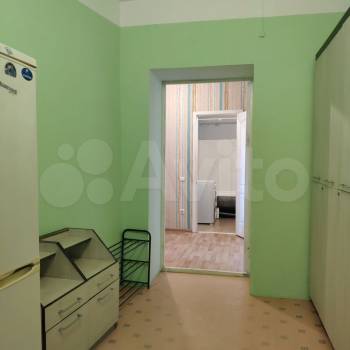 Продается 1-комнатная квартира, 54 м²