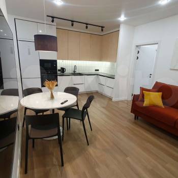 Сдается Многокомнатная квартира, 60 м²