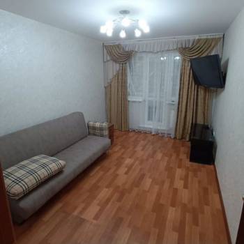 Сдается 2-х комнатная квартира, 42 м²