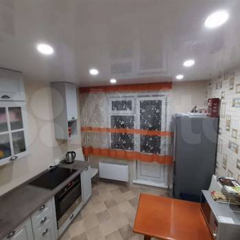 Сдается 1-комнатная квартира, 38 м²