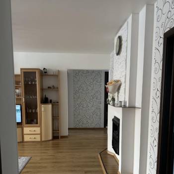 Продается Многокомнатная квартира, 81,4 м²