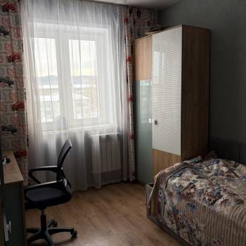 Продается Многокомнатная квартира, 77,2 м²