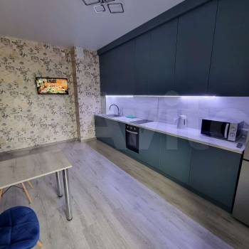 Сдается 1-комнатная квартира, 42 м²