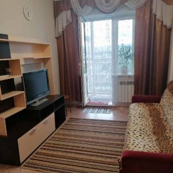 Продается 1-комнатная квартира, 32 м²