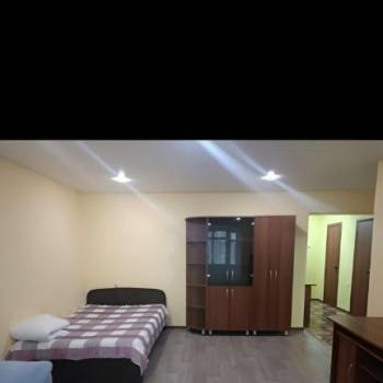 Сдается 1-комнатная квартира, 55 м²