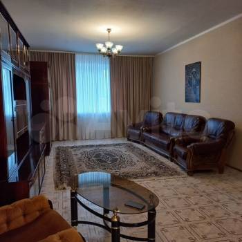 Сдается Многокомнатная квартира, 109 м²