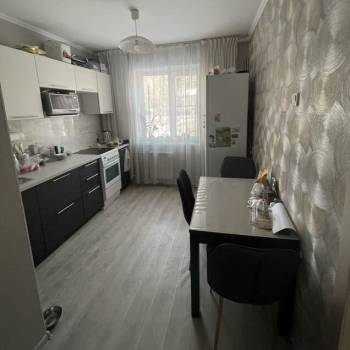 Продается 3-х комнатная квартира, 64 м²