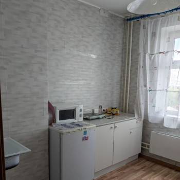 Сдается 1-комнатная квартира, 41 м²