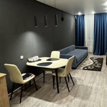 Продается 1-комнатная квартира, 50 м²