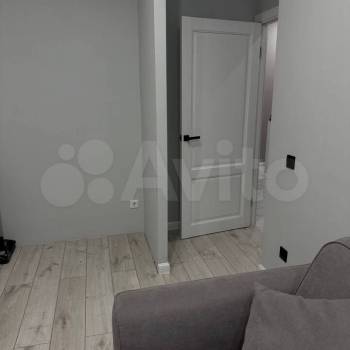 Продается 3-х комнатная квартира, 58 м²