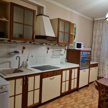Сдается Многокомнатная квартира, 98 м²